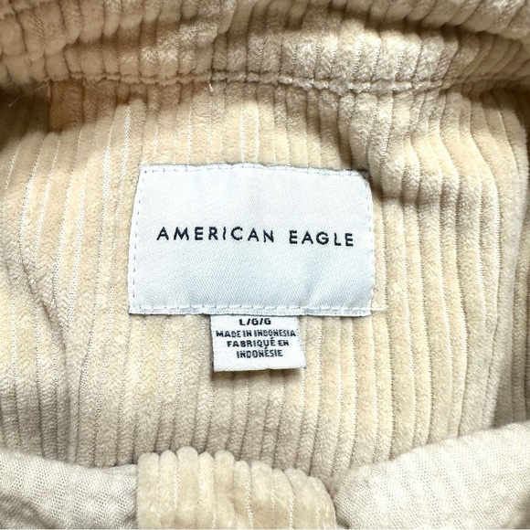 American Eagle Cropped Corduroy Shacket - Picture 5 of 8